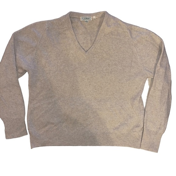 VINTAGE L.L. Bean Pure Wool V-Neck Sweater | Size XL | Excellent Condition - Picture 1 of 4